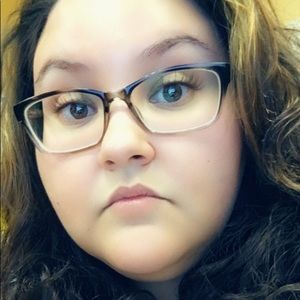 Meet your Posher, Heidi